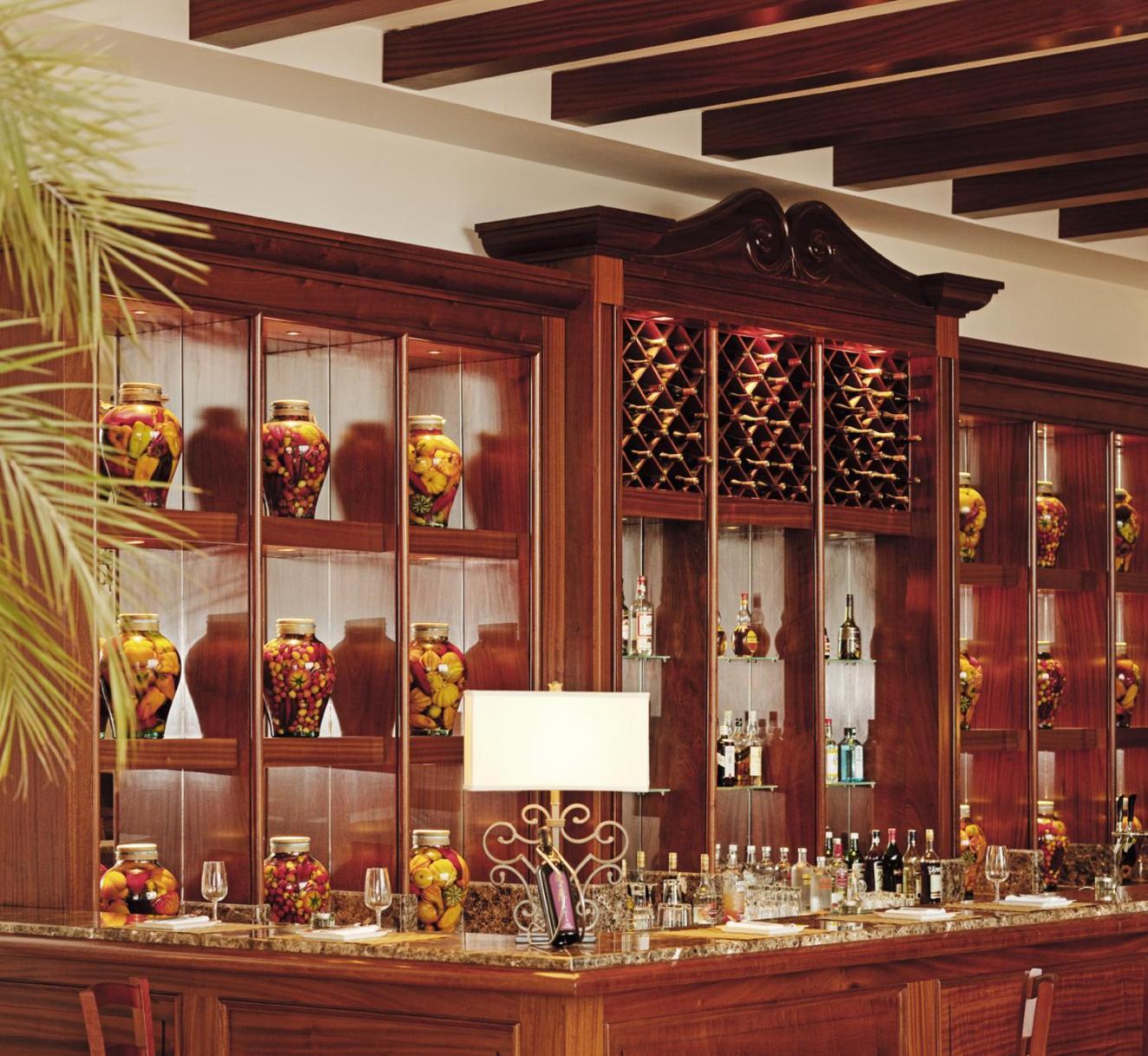 Moevenpick Resort & Marine Spa Sousse Exterior photo A wine rack